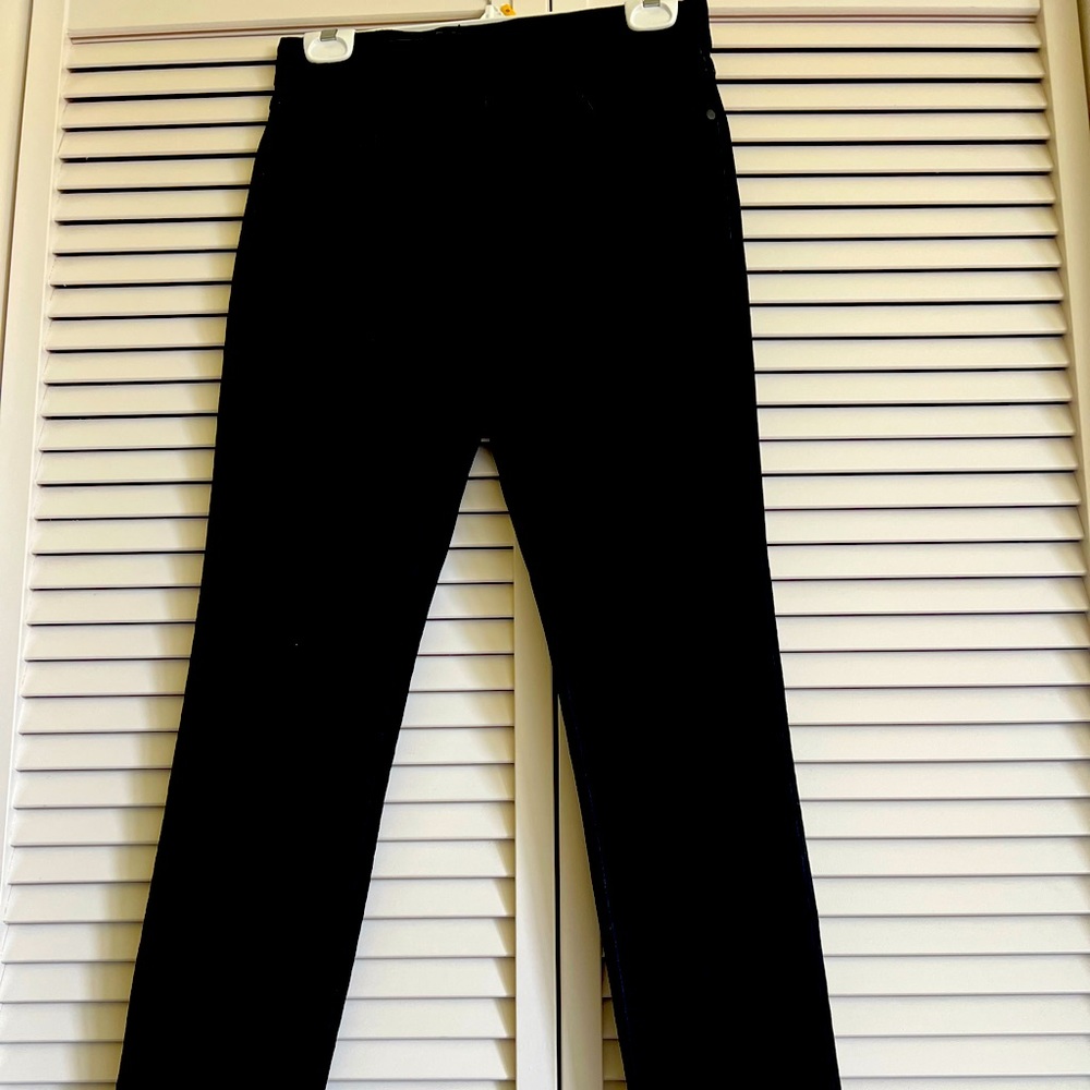 Black jeggings, worn only a few times!
